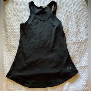 Black under armor, athletic tank top ribbed